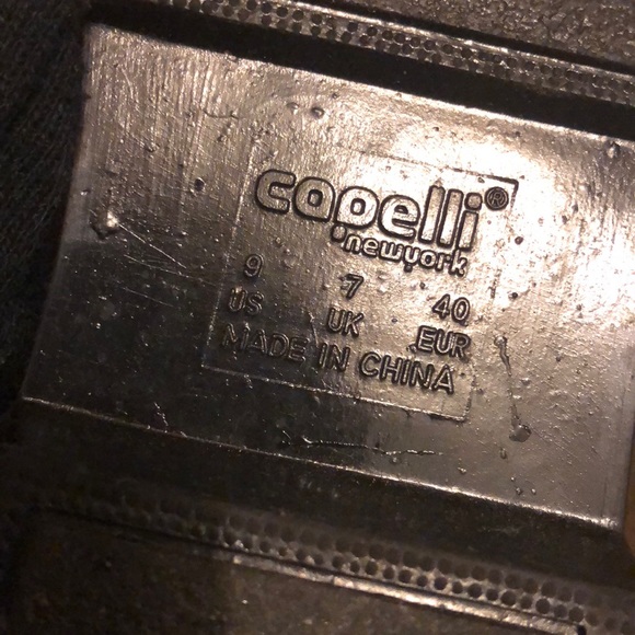 Black and Grey Houndstooth Pattern Rain Boots - Picture 2 of 3